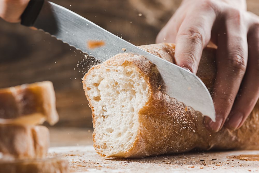 How to Keep your Bread Knife Sharp